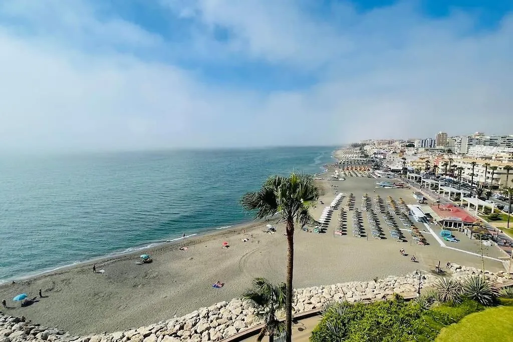 Amazing Sea Views & Front Of The Beach Torremolinos Apartment